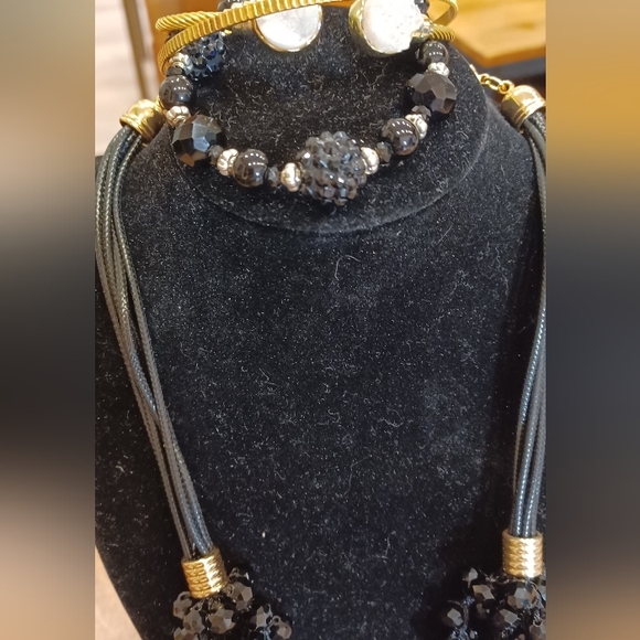 Time and Tru black/gold jewelry bundle - Picture 3 of 6